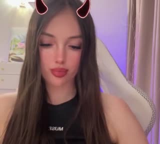 𝐕𝐄𝐍𝐄𝐑𝐀 — 04.08.2026 19:24 canlı yayın kaydı