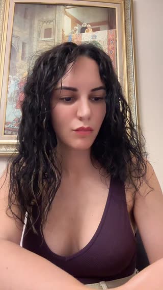 Watch YaseBella ♀ — Live Stream from 04.08.2026 20:36