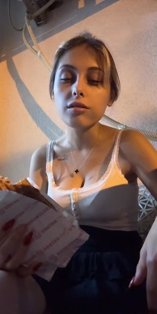 sevmoglu34 — 04.08.2026 22:06 canlı yayın kaydı