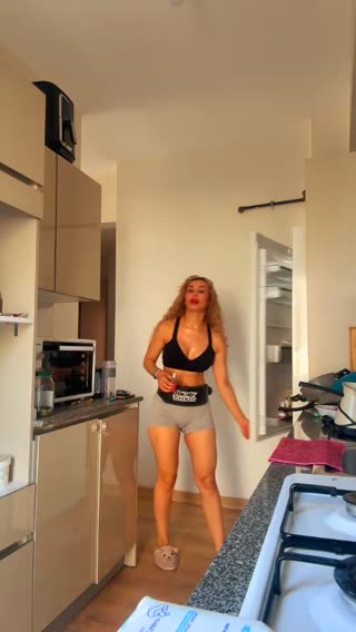Özge — 05.08.2026 11:21 canlı yayın kaydı