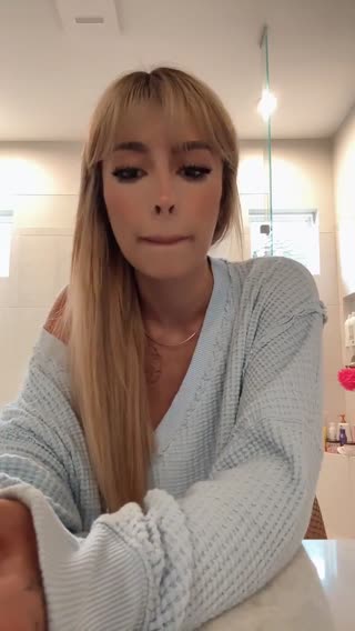 Allyson Boswell ansehen – Livestream vom 06.08.2026 11:42