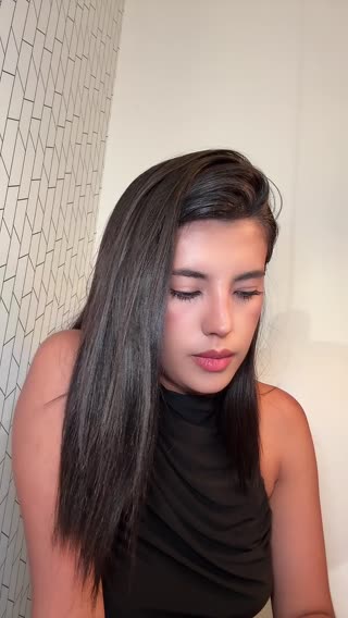 Ver a 🌼Julieth🌼 — transmisión en vivo del 06.08.2026 12:04
