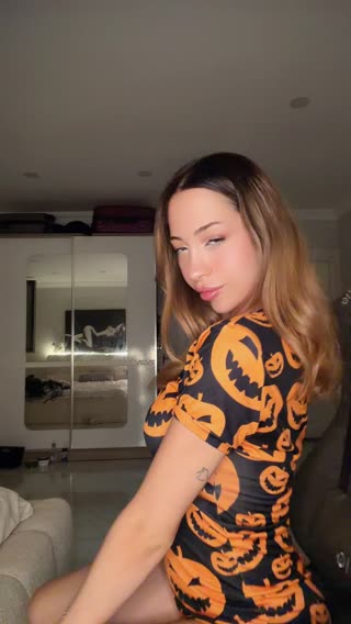 𝓞̈𝔂𝓴𝓾̈♡ ansehen – Livestream vom 06.08.2026 21:36