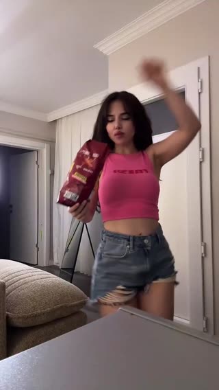 Ver a ARİNNA👉🏻👈🏻 — transmisión en vivo del 06.08.2026 22:50