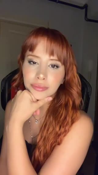 LARİSSA ansehen – Livestream vom 07.08.2026 01:00