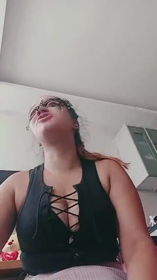 Ver a Berfin ❤️ Ceren — transmisión en vivo del 07.08.2026 07:53