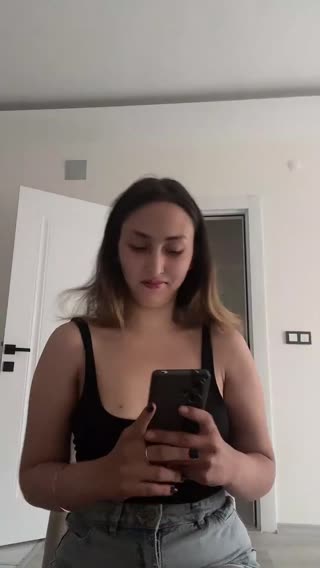 Ver a Nur ❤️🥰 — transmisión en vivo del 07.08.2026 16:22