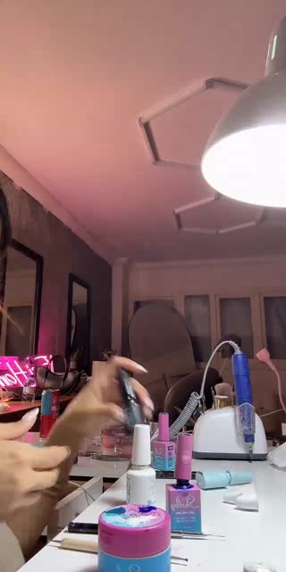 Ver a Ezgi — transmisión en vivo del 07.08.2026 16:59