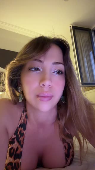 𝓞̈𝔂𝓴𝓾̈♡ ansehen – Livestream vom 08.08.2026 02:44
