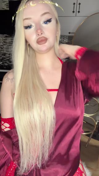 Ver a 🐥BabyyBlonde 🐥 — transmisión en vivo del 08.08.2026 21:13