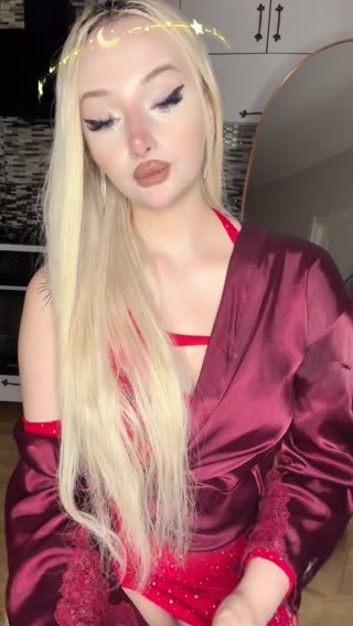 Ver a 🐥BabyyBlonde 🐥 — transmisión en vivo del 08.08.2026 22:08