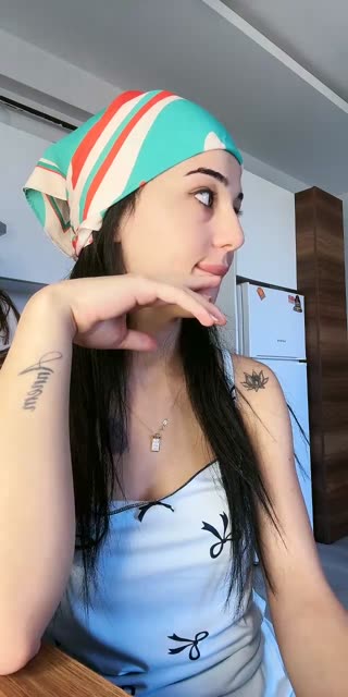 çɪğᴅᴇᴍ ʜᴀɴ 🦢 — 10.08.2026 12:21 canlı yayın kaydı