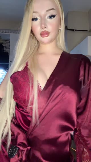 baybyblondee — 10.08.2026 20:27 canlı yayın kaydı
