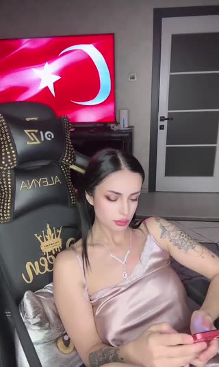 𝓐𝓛𝓔𝓨 💄 — 11.08.2026 01:16 canlı yayın kaydı