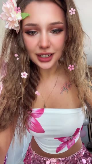 KИТТИ ♡︎ — 11.08.2026 06:42 canlı yayın kaydı