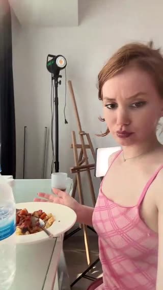Ferina valentino — 11.08.2026 14:56 canlı yayın kaydı