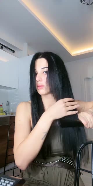 çɪğᴅᴇᴍ ʜᴀɴ 🦢 — 11.08.2026 15:07 canlı yayın kaydı
