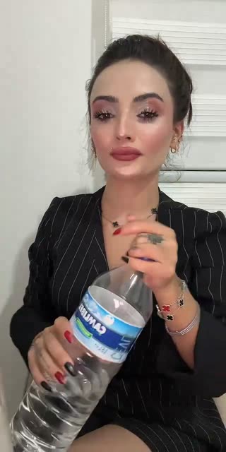 Kübra Ağbaba💫 — 11.08.2026 23:44 canlı yayın kaydı