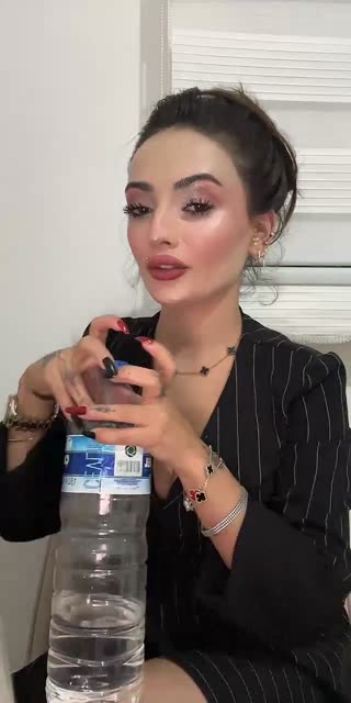Kübra Ağbaba💫 — 11.08.2026 23:50 canlı yayın kaydı