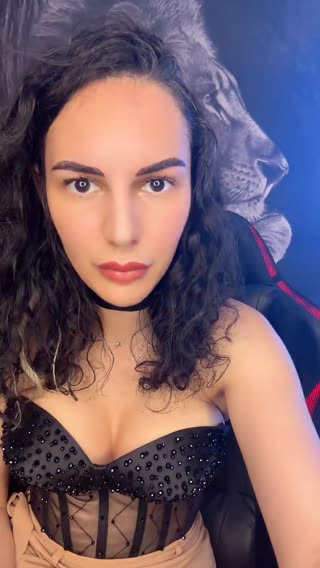 YaseBella ♀ — 12.08.2026 04:52 canlı yayın kaydı