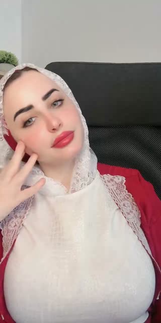 زهرا🇦🇪🇸🇾 — 12.08.2026 12:53 canlı yayın kaydı
