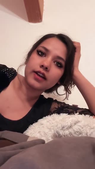 ᴮᶦⁿᶦˢʰᵃ𝒬𝓊ℯℯ𝓃 — 12.08.2026 21:11 canlı yayın kaydı