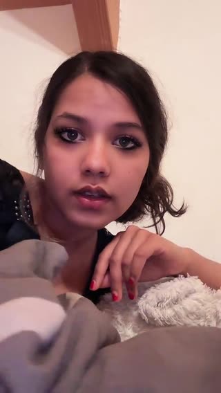 ᴮᶦⁿᶦˢʰᵃ𝒬𝓊ℯℯ𝓃 — 12.08.2026 21:18 canlı yayın kaydı