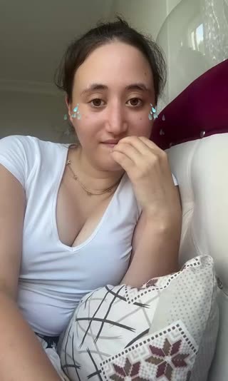 lovezeyy — 13.08.2026 14:04 canlı yayın kaydı