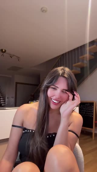 Watch ĸαrdeleɴ✨ — Live Stream from 02.08.2026 21:53